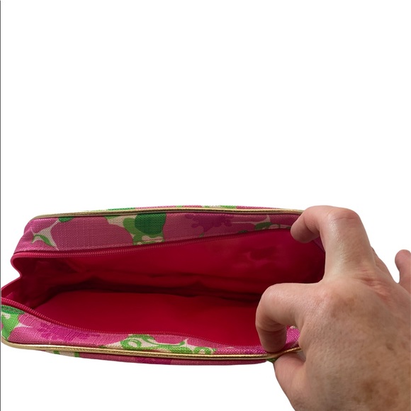 LILLY PULITZER for ESTEE LAUDER Pink Green Floral Cosmetic Bag NWOT - Picture 3 of 3